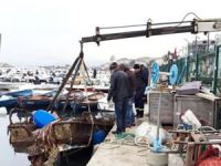 Mudanya Limanı’ndaki batık tekneler tehlike yaratıyor