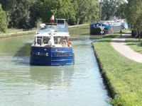 Setur ile  Fransa’nın su  kanallarında 2 farklı rotada yüzer evlerle seyahat