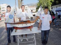Tekne ve gulet inşasını maketlerini yaparak öğreniyorlar