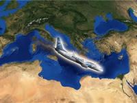 Düşen Mısır yolcu uçağını Yunan ve Mısır  donanma gemileri arıyor