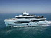 Numarine, ilk 32XP Explorer Yacht’ı sattı