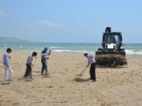 Gelibolu'da sahil temizliği çalışmaları devam ediyor
