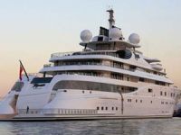 Manchester City'nin sahibi şeyh Mansur Marmaris'te