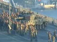 Boğaziçi Köprüsünü ele geçiren darbeci askerler teslim oldu