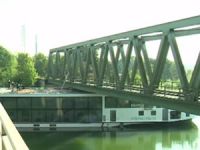 Almanya'nın Erlangen kentinde, Main-Danube Kanalı'nda tekne kazası: 2 Ölü