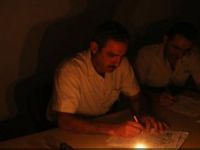 Gazimağusa Limanı’nda Gümrük kontrolü mum ışığıyla yapıldı