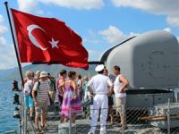 Donanma'ya ait gemiler, ziyarete açıldı