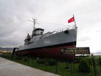 Yarhisar Müze Gemisi Gölcük Halkına Armağan Edildi