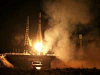 Rusya'nın uzaya gönderdiği insansız kargo gemisi parçalanarak düştü