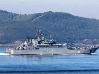 Rus savaş gemisi 'Caesar Kunikov', Çanakkale Boğazı'ndan geçti