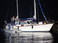 Doğum günü kutlaması yapılan yat iskeleye çarptı