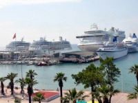 İzmir'de, 2017 kruvaziyer turizmi başlamadan bitti