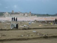 Mersin'deki sel sonrası sahiller temizlendi