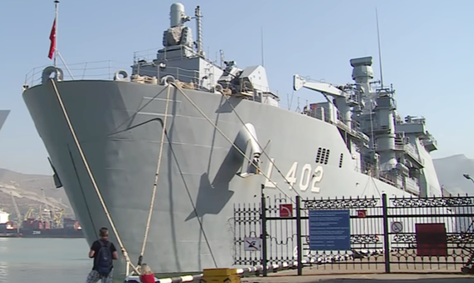 1-ic-tcg-001.jpg 1-ic-tcg-001.jpg