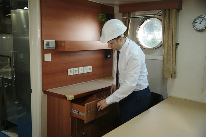 10-035.jpg 10-035.jpg