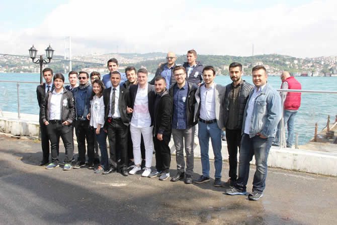 13-030.jpg 13-030.jpg