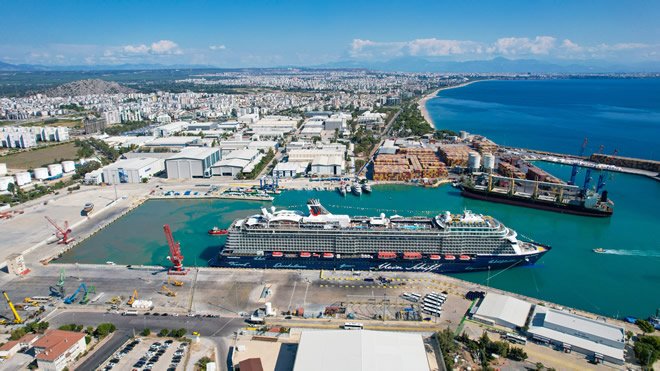 1665478812_qta_mein_schiff6.jpg