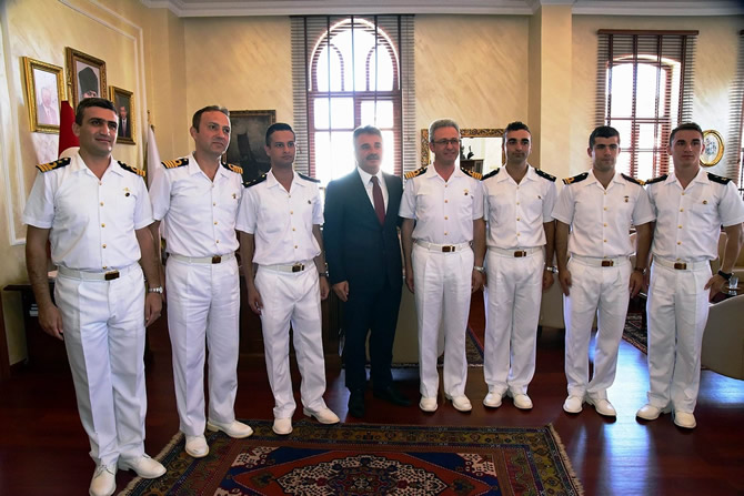 20150917aw528507_04-001.jpg 20150917aw528507_04-001.jpg