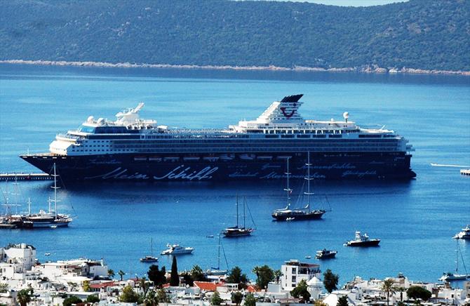 3-136-001.jpg 3-136-001.jpg