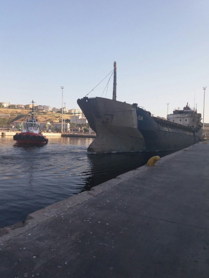 aa1-001.jpg aa1-001.jpg