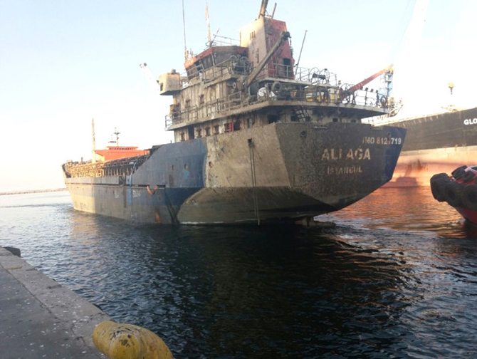 aa2-001.jpg aa2-001.jpg