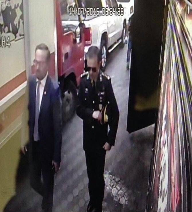 abd-003.jpg abd-003.jpg