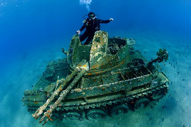 akabe2.jpg akabe2.jpg