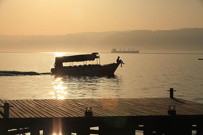 akabe3.jpg akabe3.jpg