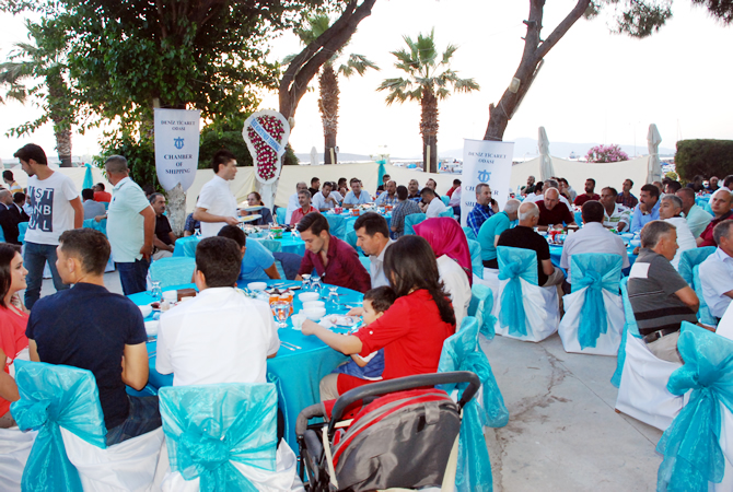 aliaga-iftar2.jpg aliaga-iftar2.jpg