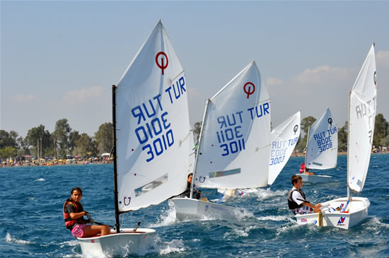 aliaga-yelken2.jpg