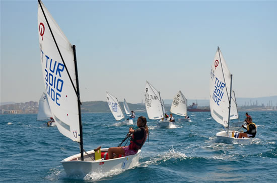 aliaga-yelken4.jpg