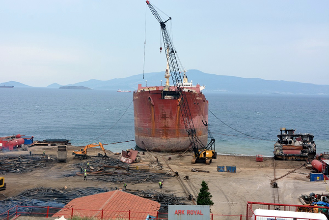 aliaga4.jpg aliaga4.jpg