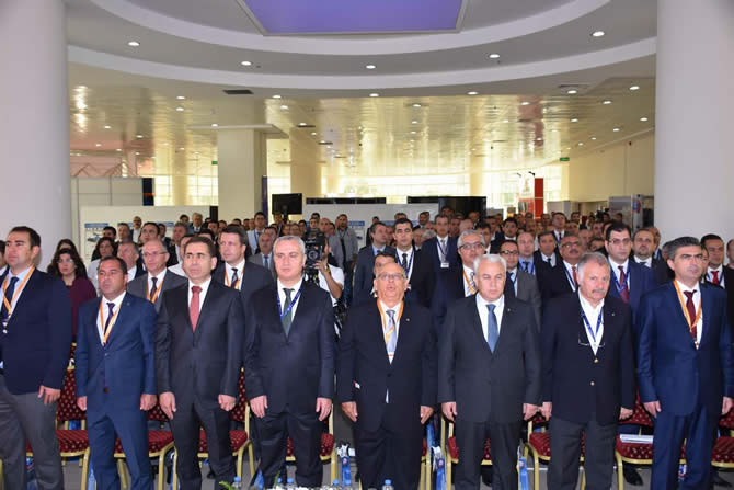 aliaga_zirve.jpg aliaga_zirve.jpg