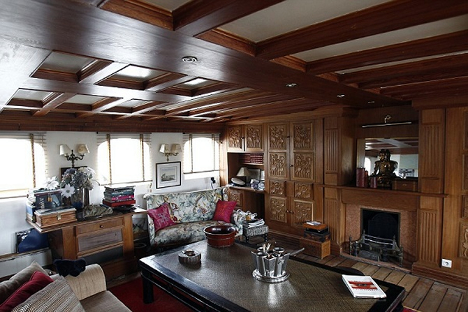 amazon-3.jpg amazon-3.jpg