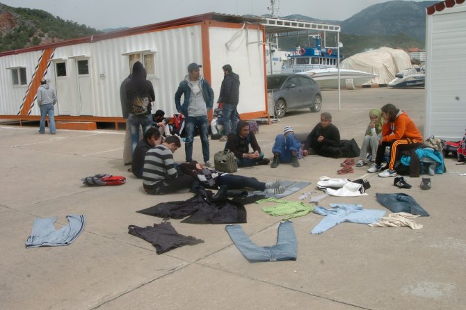 anamur-bozyazi-multeci-20.jpg anamur-bozyazi-multeci-20.jpg