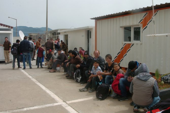 anamur-bozyazi-multeci-21.jpg anamur-bozyazi-multeci-21.jpg