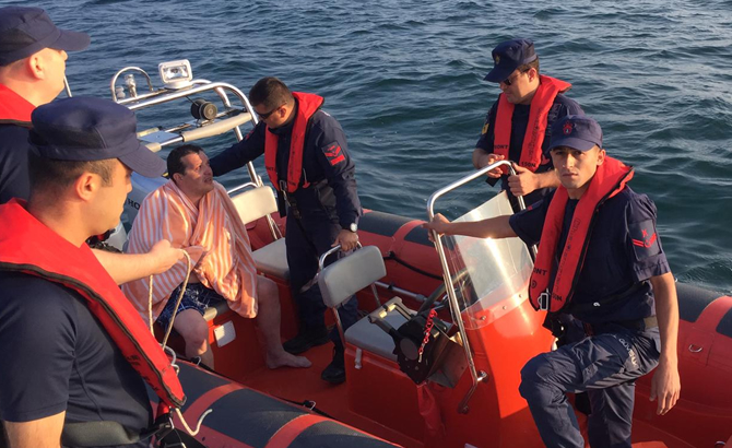 arizalanan_teknedeki_7_kisi_kurtarildi_2.jpg