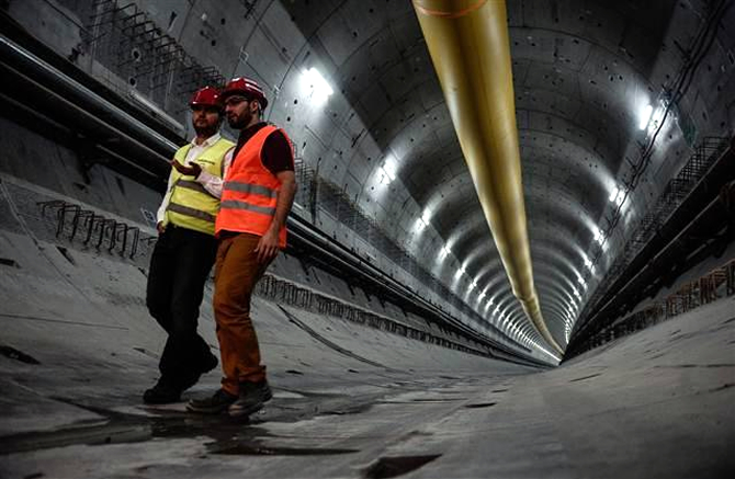 avrasya5-002.jpg avrasya5-002.jpg