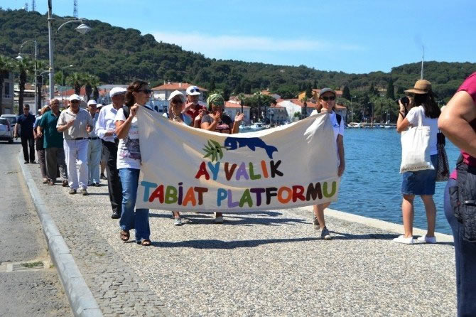 ayvalik_platformu_1.jpg