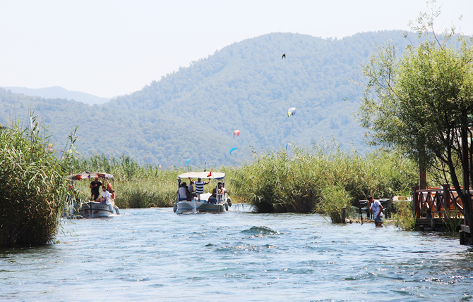 azmak4.jpg azmak4.jpg