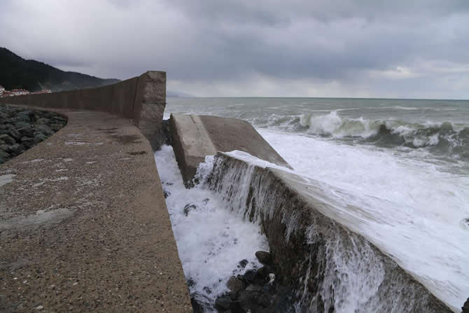 barinak_dalga2.jpg barinak_dalga2.jpg