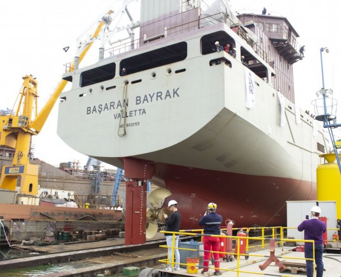 basaran-bayrak-1.jpg