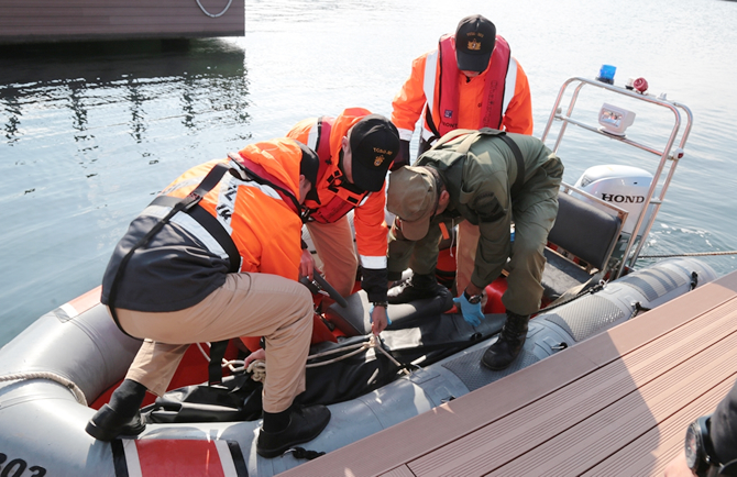 bilal_bal3-001.jpg bilal_bal3-001.jpg