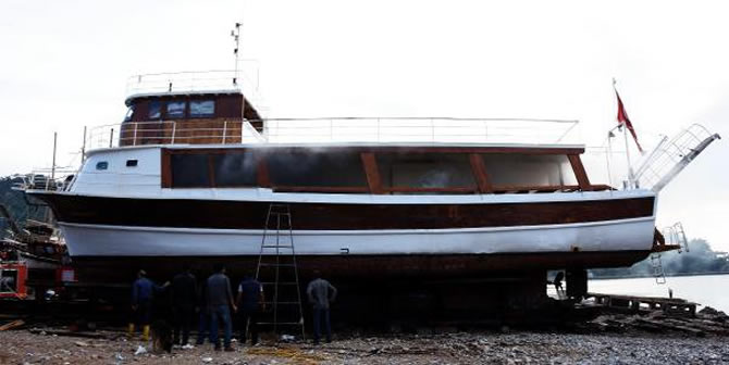 bodrumda-tekne-yangini-002.jpg bodrumda-tekne-yangini-002.jpg