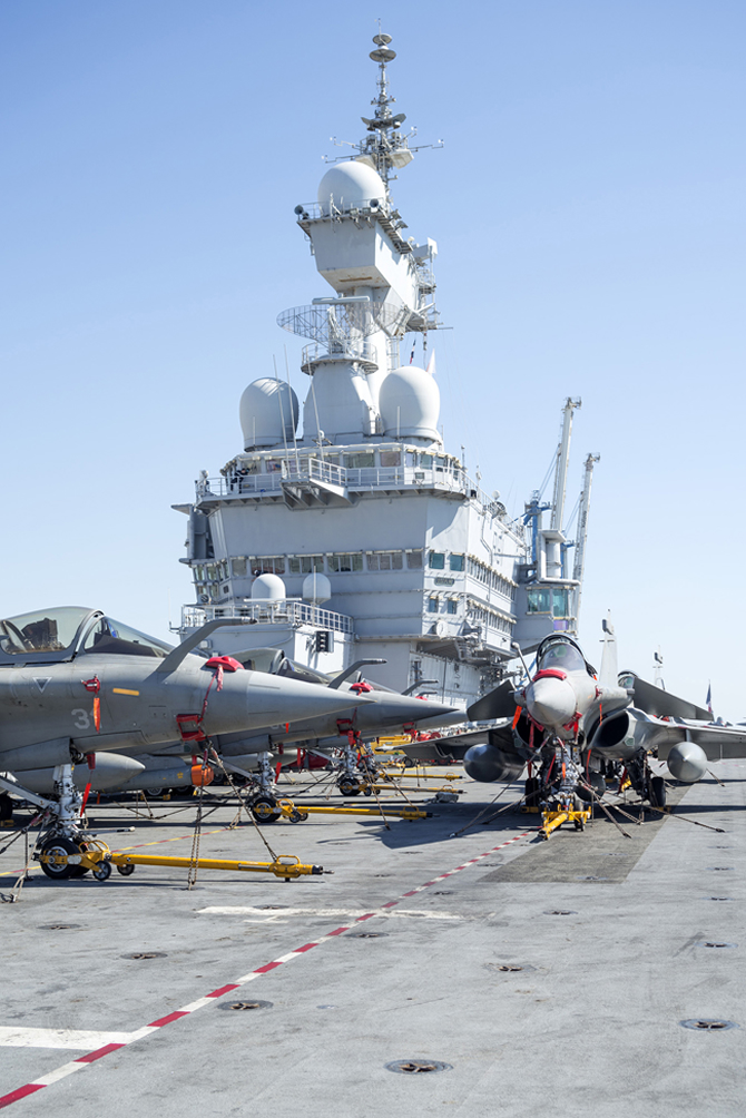 c3-001.jpg c3-001.jpg