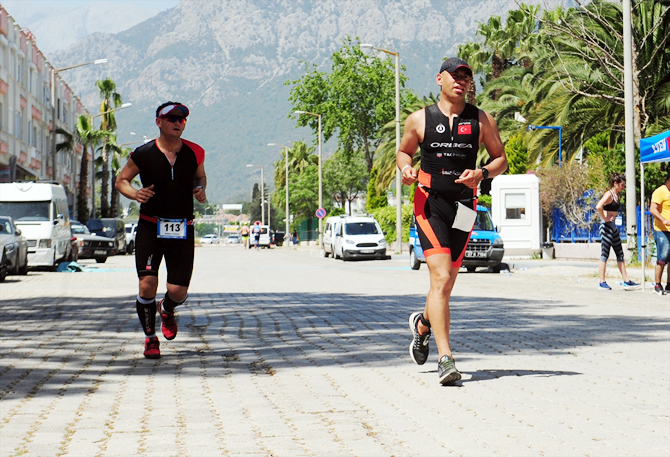 carraro-kemer-triatlon-yarislari-yapildi_3.jpg