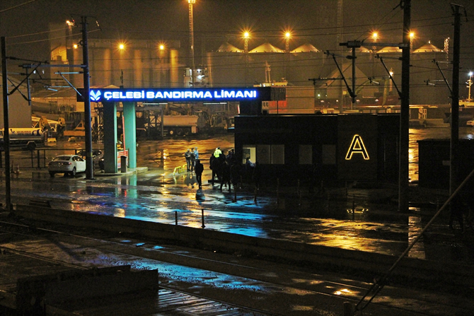 celebi3.jpg celebi3.jpg