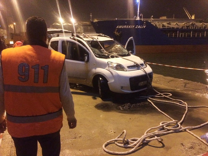 celebi4.jpg celebi4.jpg