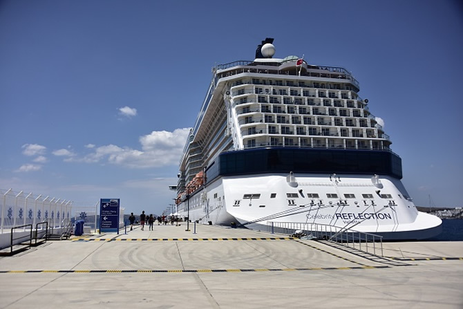 celebrity_reflection_denizhaberajansi_2.jpg celebrity_reflection_denizhaberajansi_2.jpg