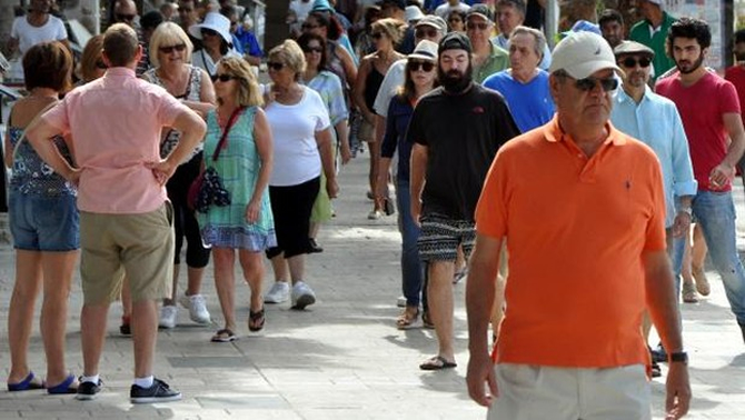 celebrity_reflection_denizhaberajansi_5.jpg celebrity_reflection_denizhaberajansi_5.jpg